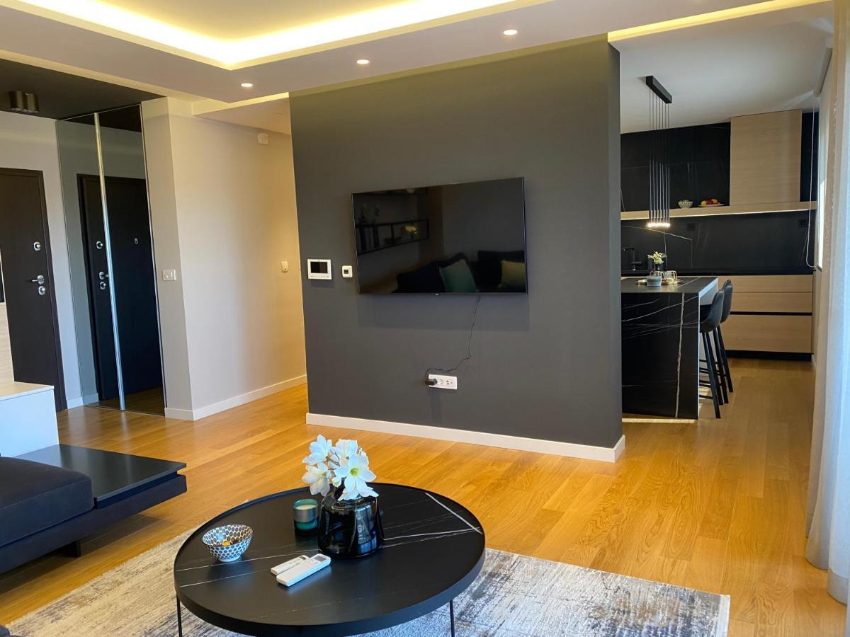 Shell Sky Luxury Penthouse With Private Pool Zadar