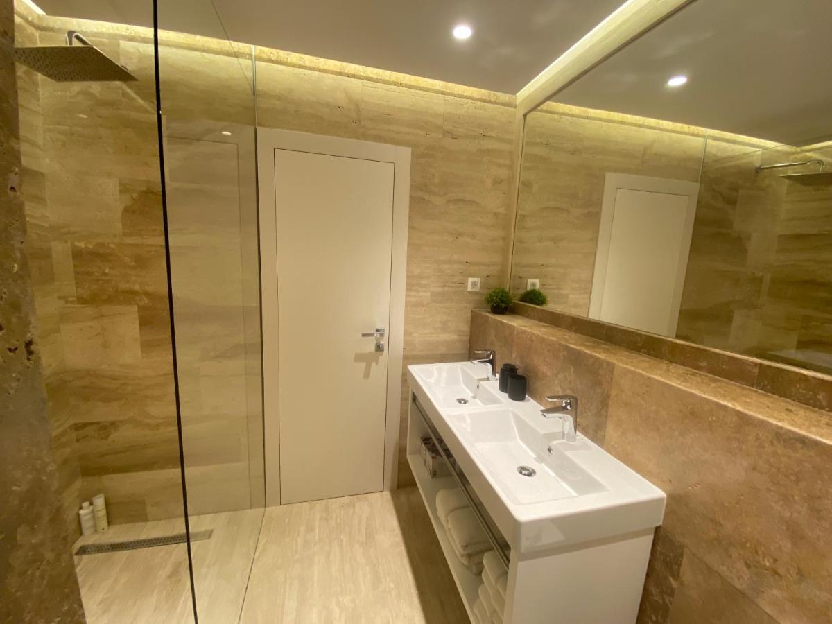 Shell Sky Luxury Penthouse With Private Pool * Zadar